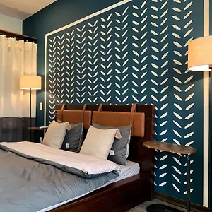 Hotel Benzen Boutique Stays-1 Min To River